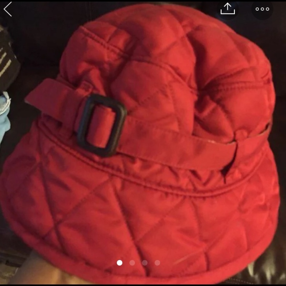 Burberry infants hat